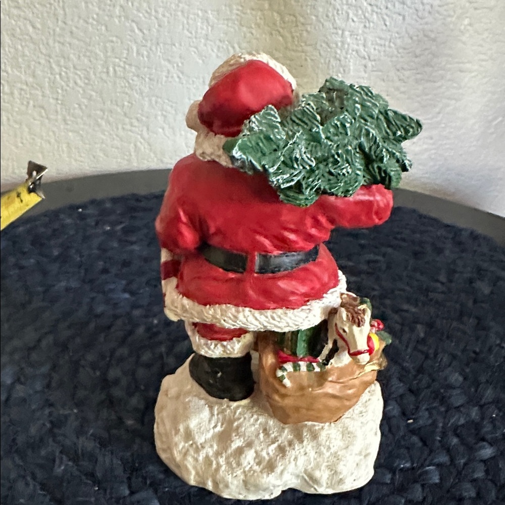 Vintage Santa Claus Figurine with Christmas Tree - Picture 3 of 6